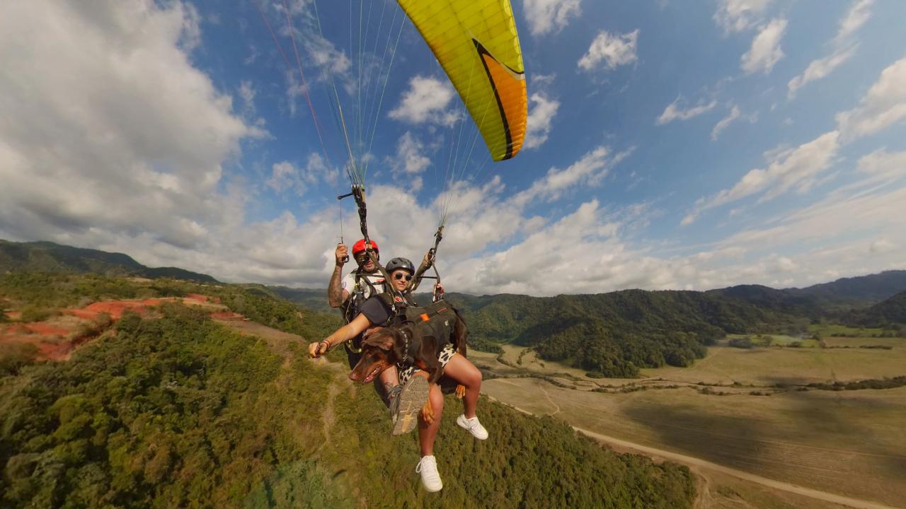 Paragliding Tour